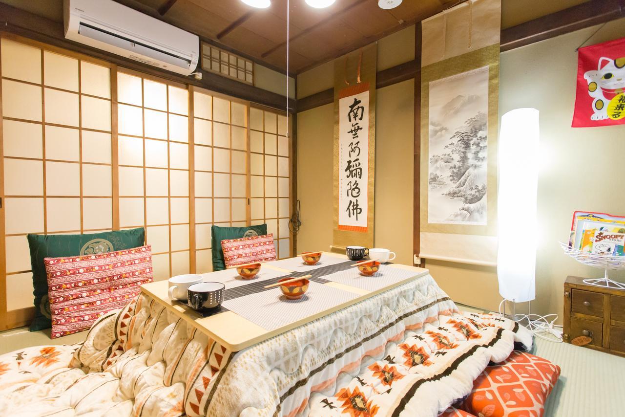City Center 200 Years Old Traditional House Next To 2 Train Lines Kyoto Buitenkant foto