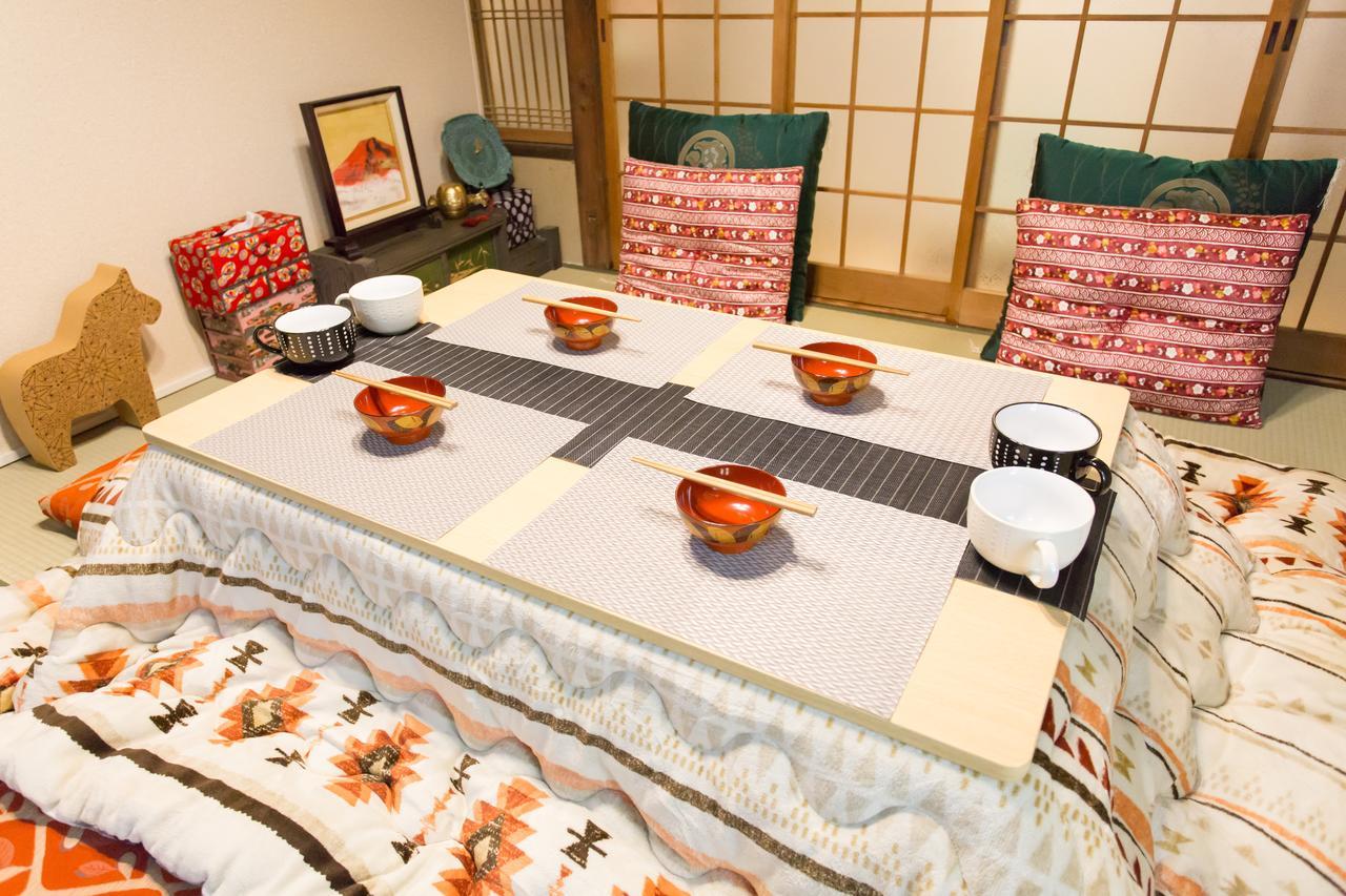 City Center 200 Years Old Traditional House Next To 2 Train Lines Kyoto Buitenkant foto